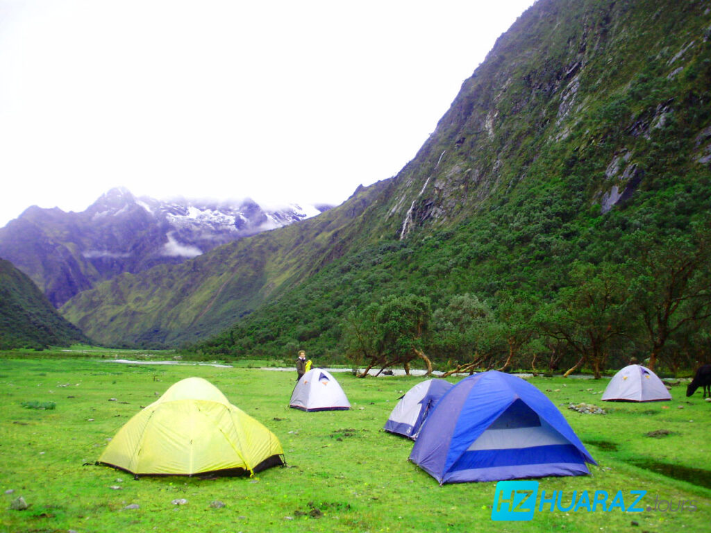 Santa Cruz Trek: Paria Campsite