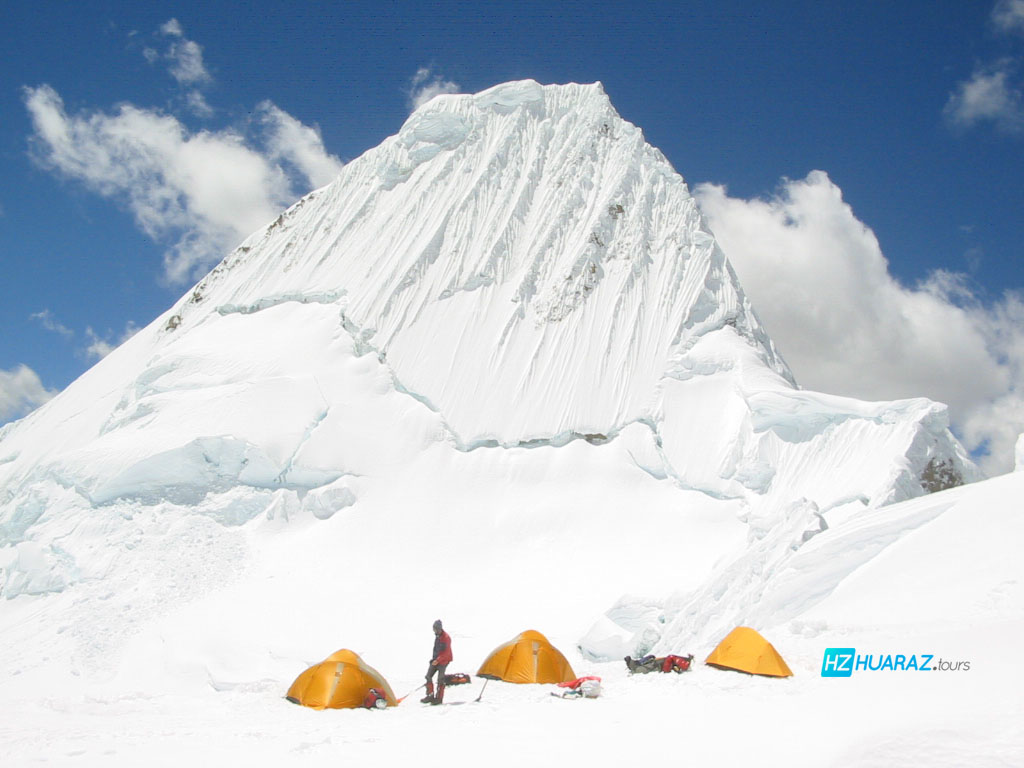 Nevado Alpamayo